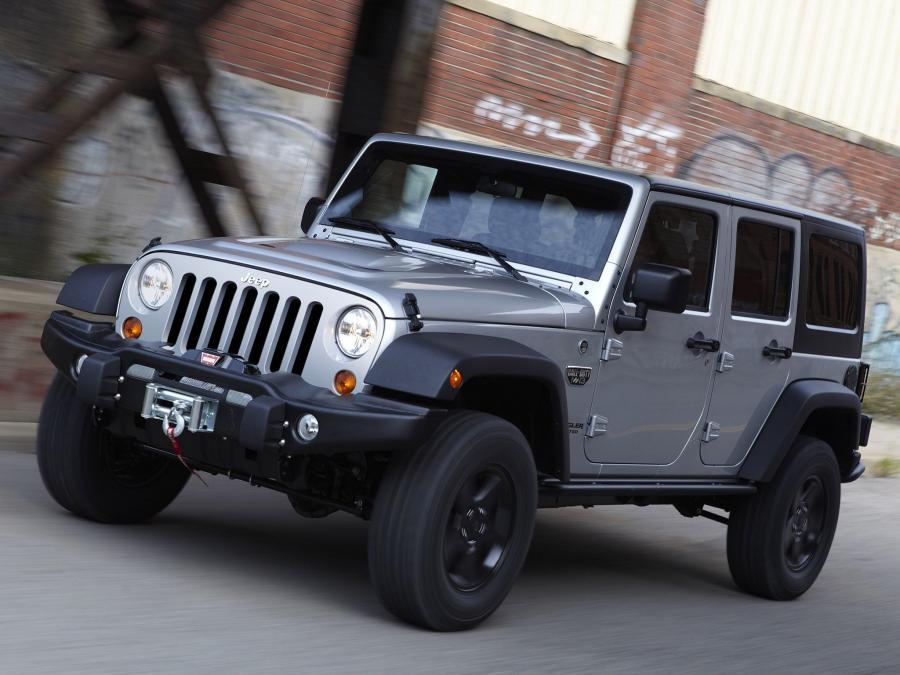  Jeep Wrangler Call of Duty MW3 Special Edition 2011 года  (фото 20 из 33)